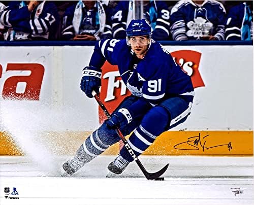 Джон Tavares Торонто Мейпъл Лийфс С автограф На свой ред сини тениски с размер 16 х 20 инча - Снимки на НХЛ с автограф