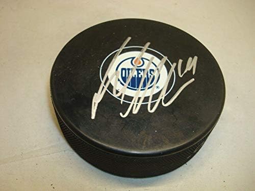Патрик Марун подписа хокей шайба Едмънтън Ойлърс с автограф от 1B - за Миене на НХЛ с автограф